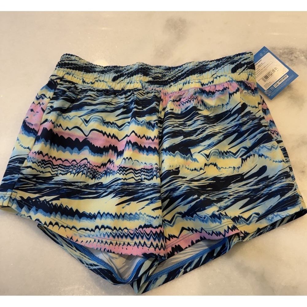 New DSG Mid Rise Stride Short Girls Medium 10-12